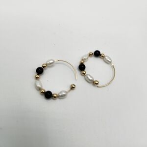 Gold seed pearl & onyx bead earring hoops.  Gold not tested.